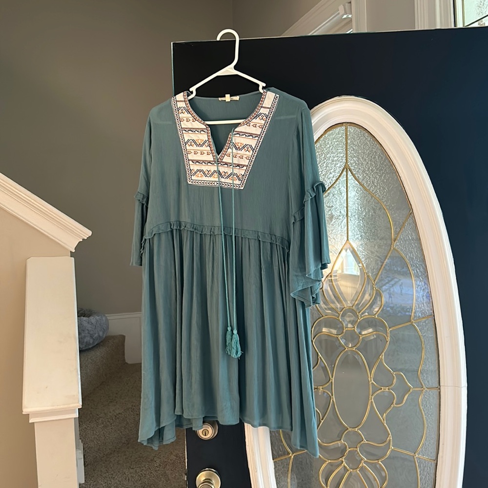 Soft teal easel tunic dress size medium